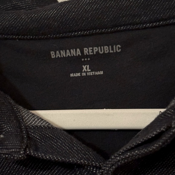 Banana Republic Men’s Polo Size XL in a Navy/Grey Heather Color, Like New! - Picture 2 of 2